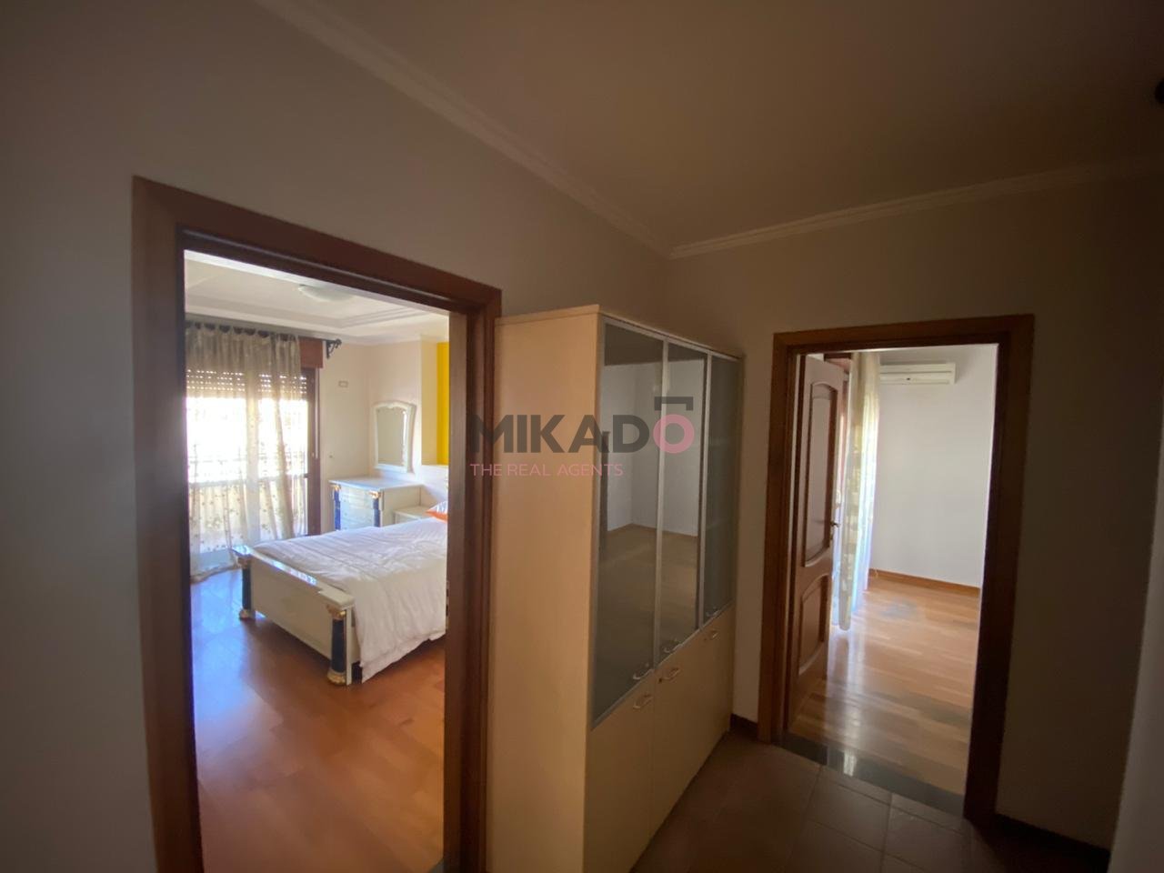 Apartment 3+1+2 for Sale - Komuna e Parisit!