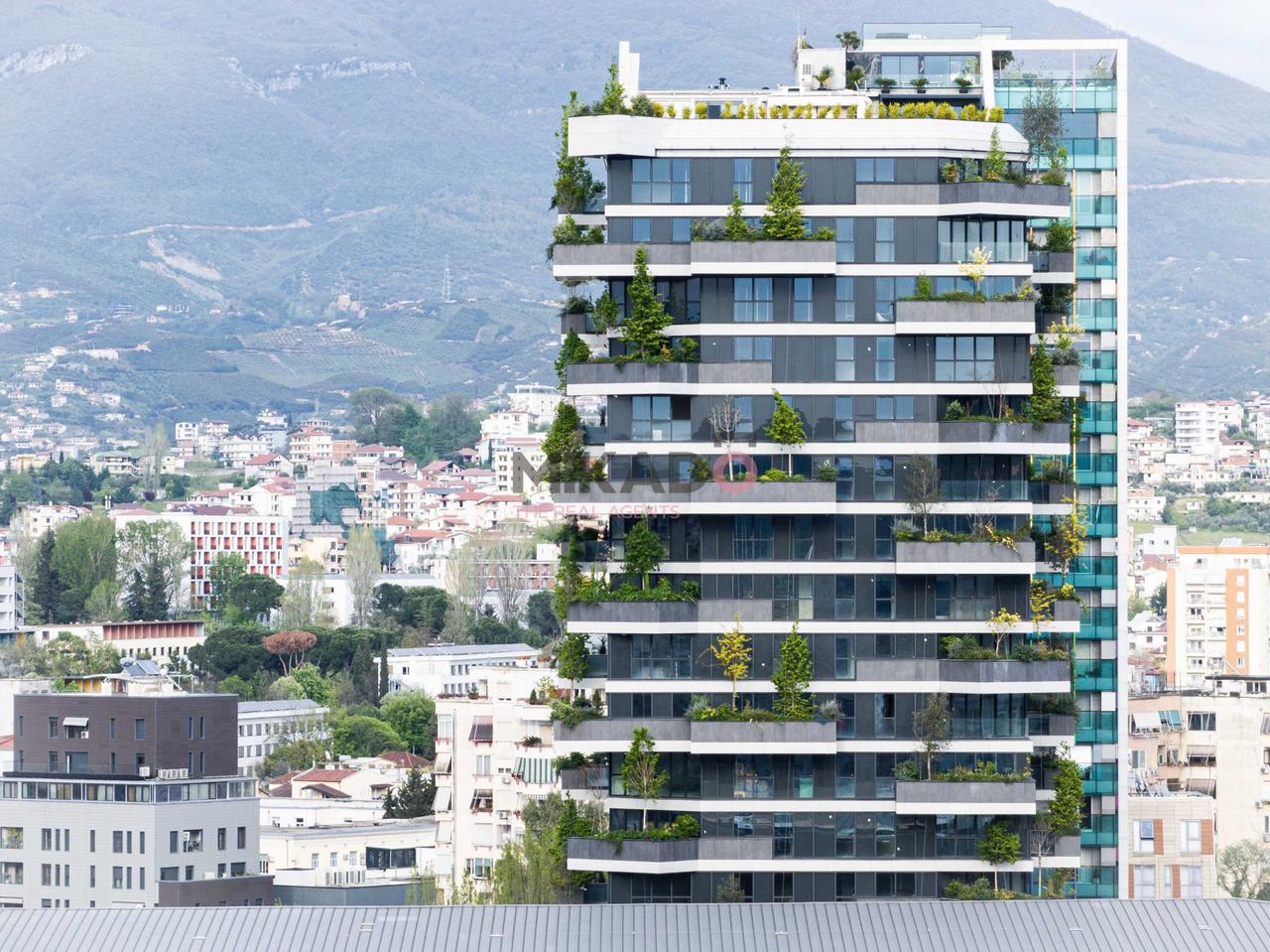 Jepet Ambient me qira  - Vertical Forest Tirana!