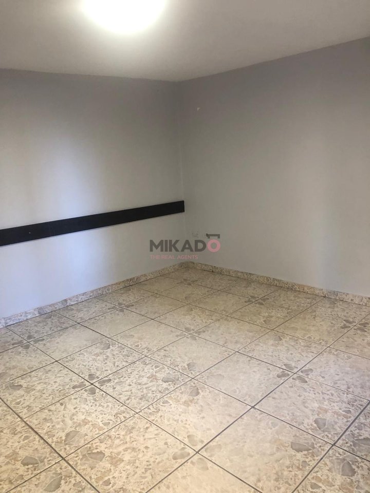 Jepet Ambient me Qira - Mbrapa Piazzes!