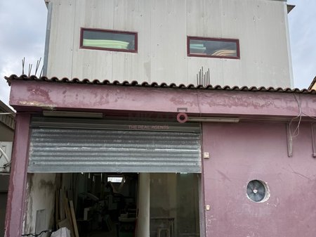 Shitet Magazine 2 kateshe prane Casa Italia!