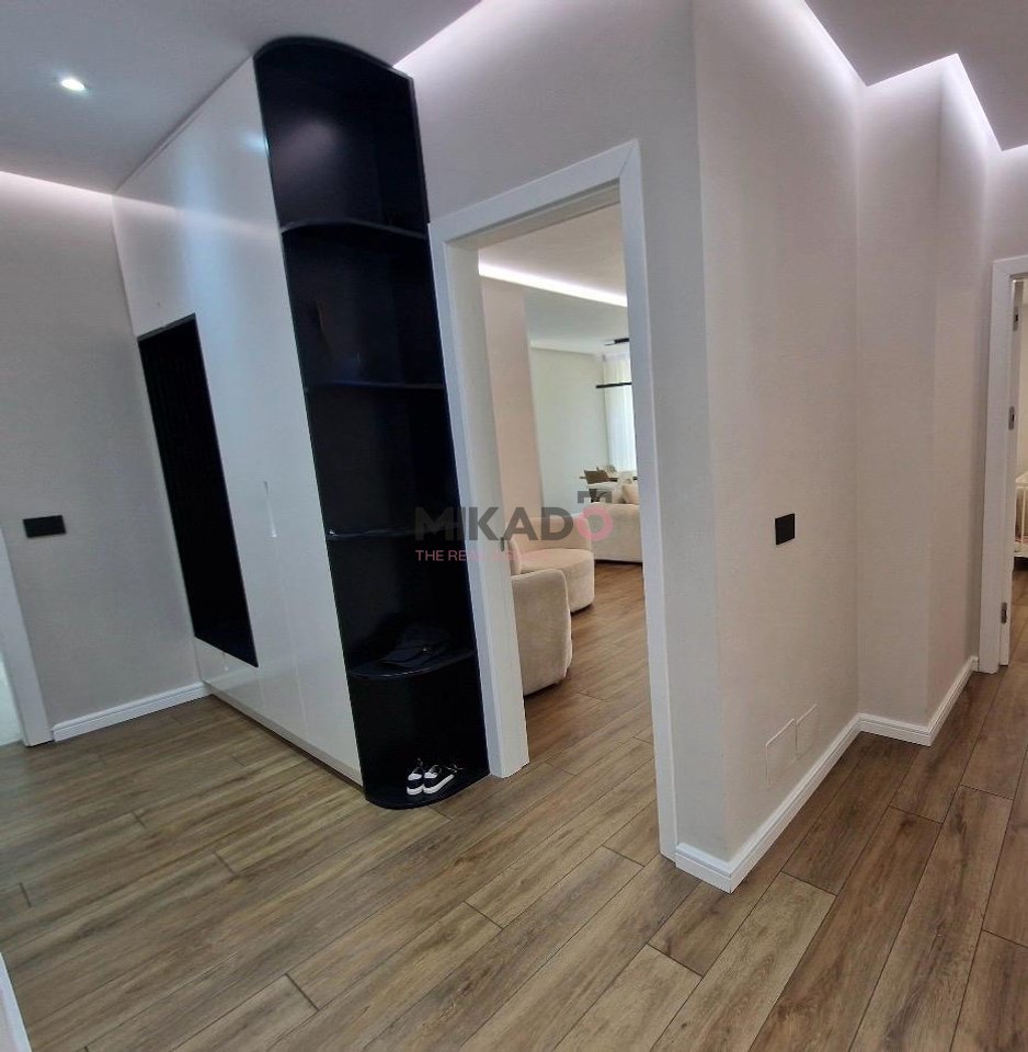 Apartament 3+1+2 + 2 Poste Parkimi me Qira - Kompleksi Turdiu!