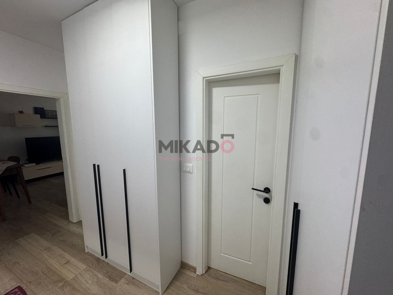 Apartament 1+1 per Shitje - Rruga Irfan Tomini!