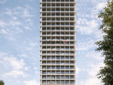 Shitet  Apartament 2+1+2 tek Eterna Tirana!