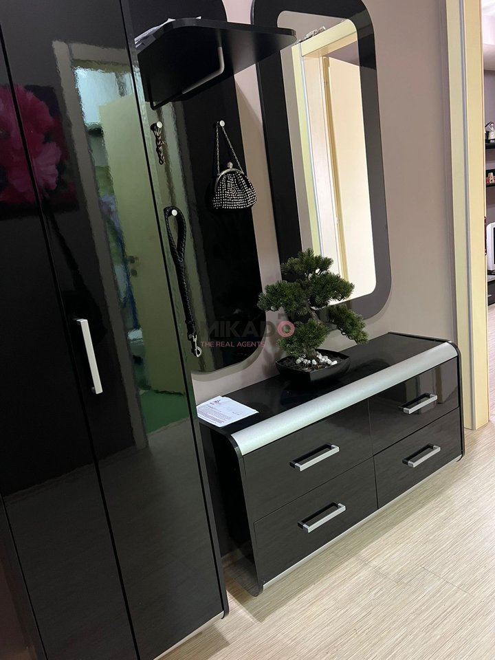 Jepet me Qira Apartament 2+1+2 tek Ish Ekspozita!