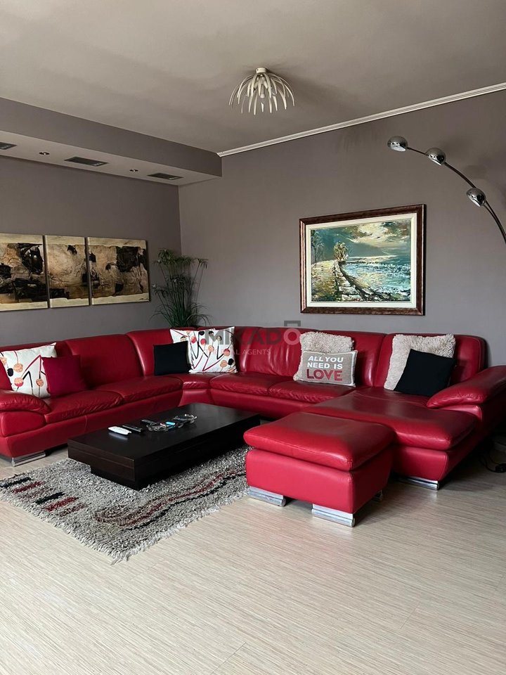 Jepet me Qira Apartament 2+1+2 tek Ish Ekspozita!