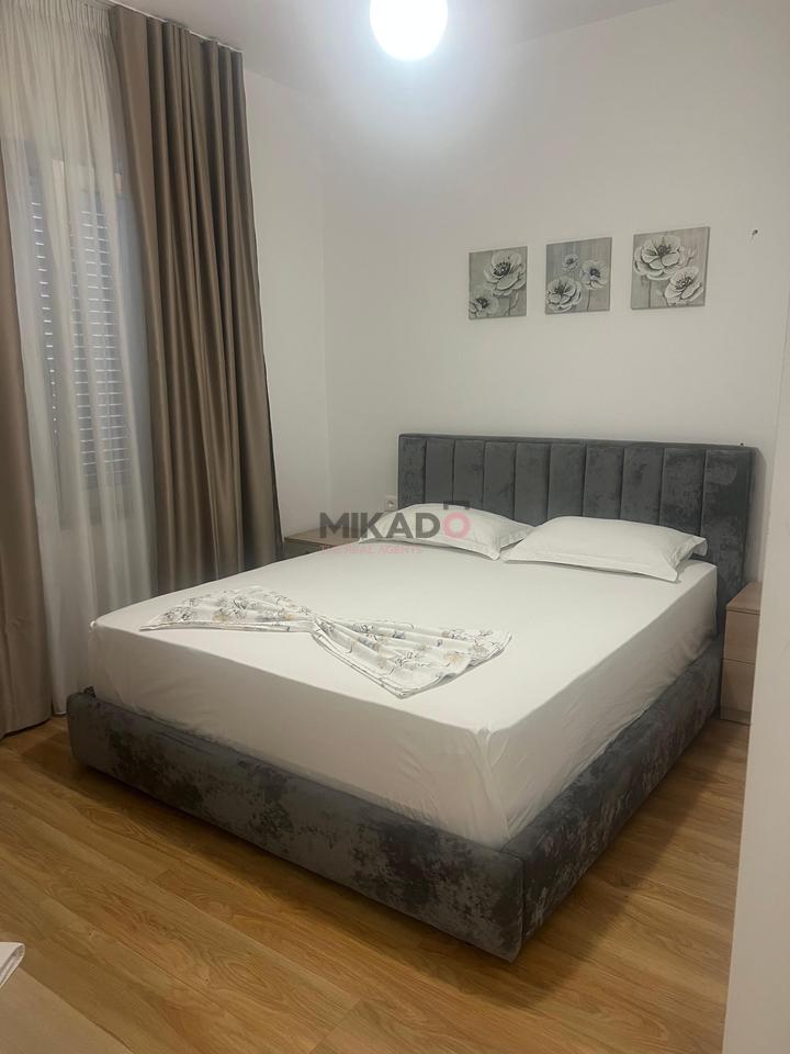 Affittasi appartamento 2+1 all'incrocio 21 Dicembre!