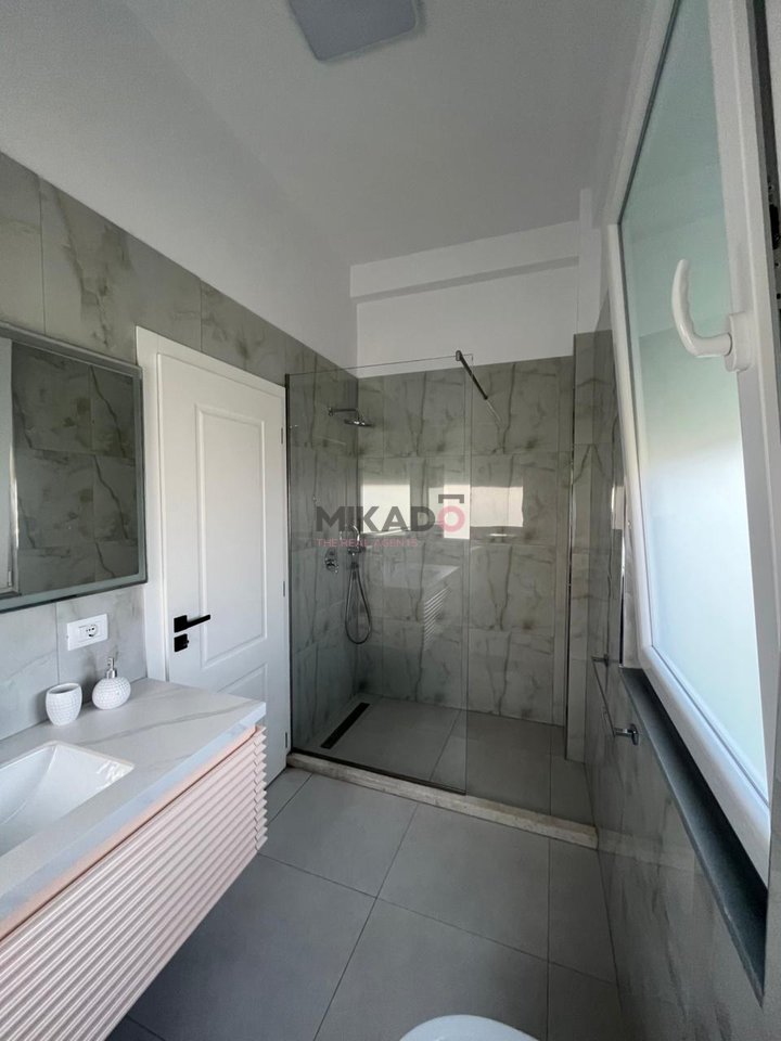 A 3-story villa for rent behind Akacia Hill 2, Mjull Bathore!