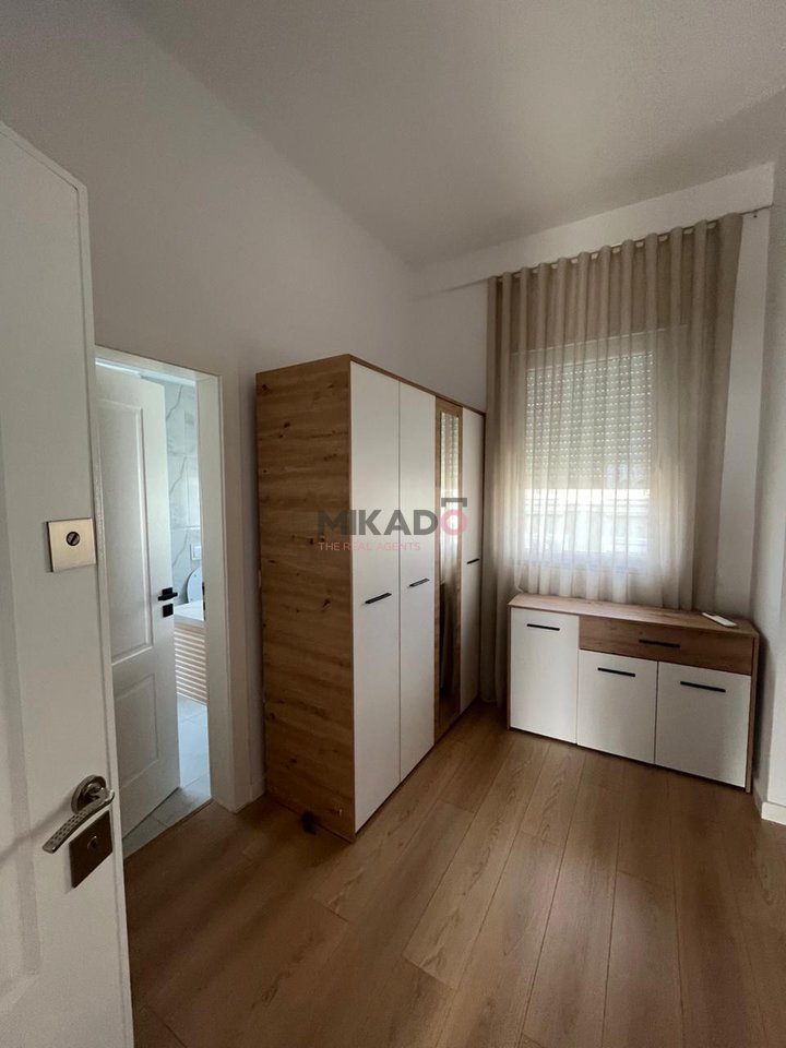 A 3-story villa for rent behind Akacia Hill 2, Mjull Bathore!