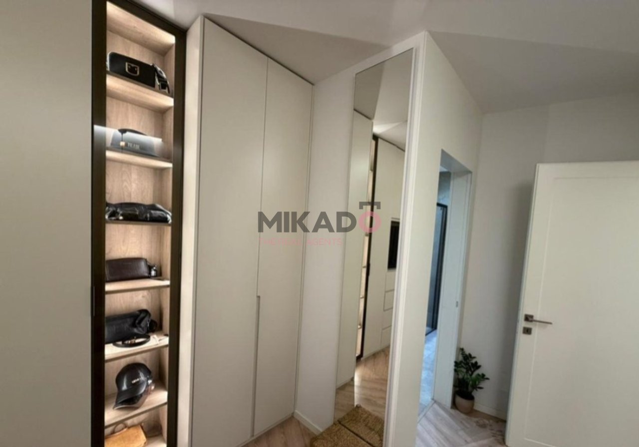 Apartment 3+1 for sale at Lake View Residence, Kosovareve Street!