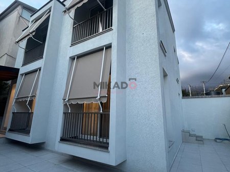 Jepet me Qira Vile tek Rruga Dalip Topi!