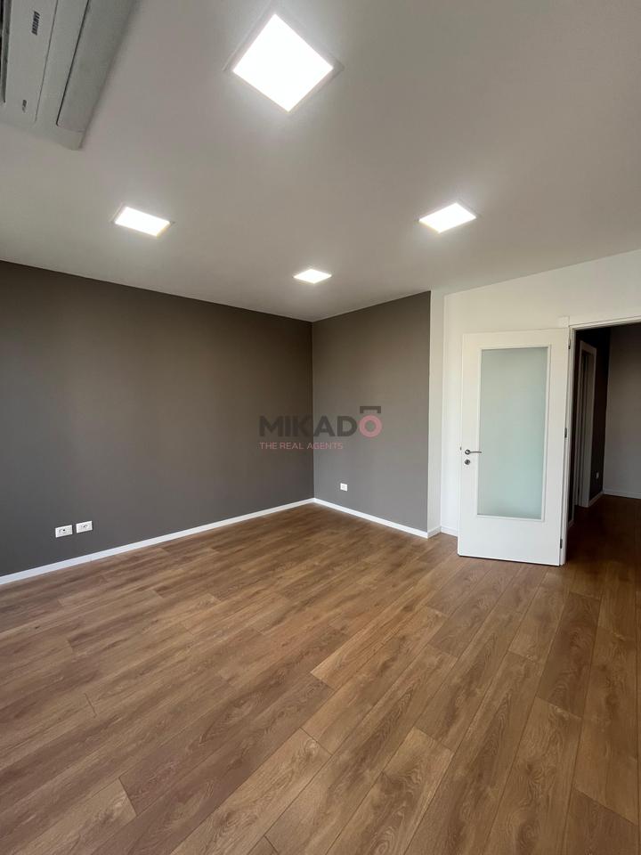 Commercial Space for Rent - Kosovareve Street!