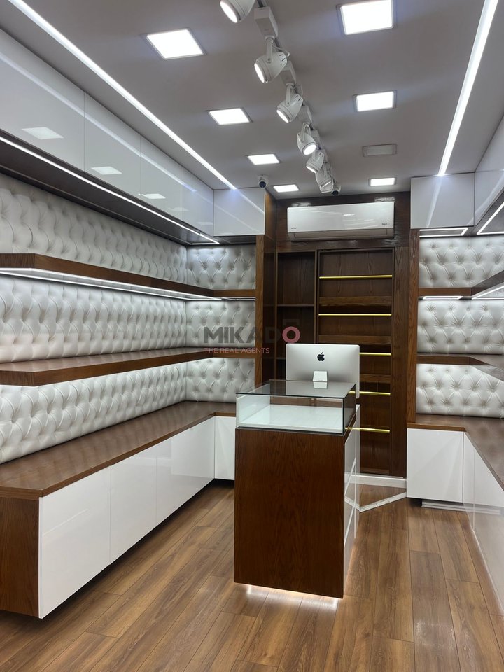 Locale in Affitto - Myslym Shyr!