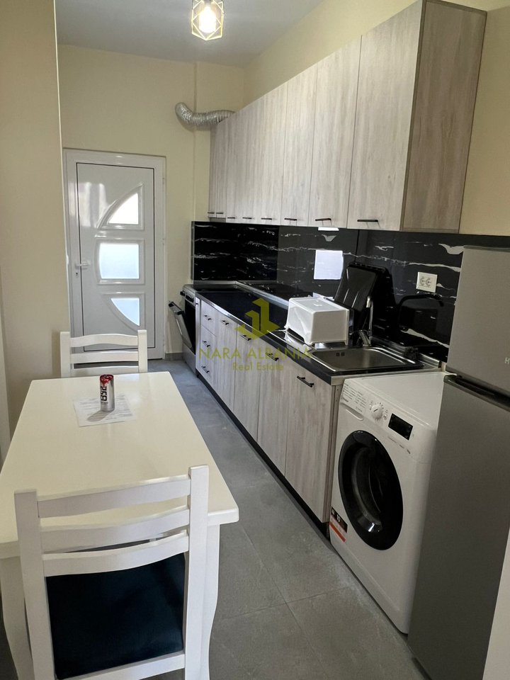Villa 1+1 in Affitto a Shkolla e Bashkuar, Tirana - 400€ |