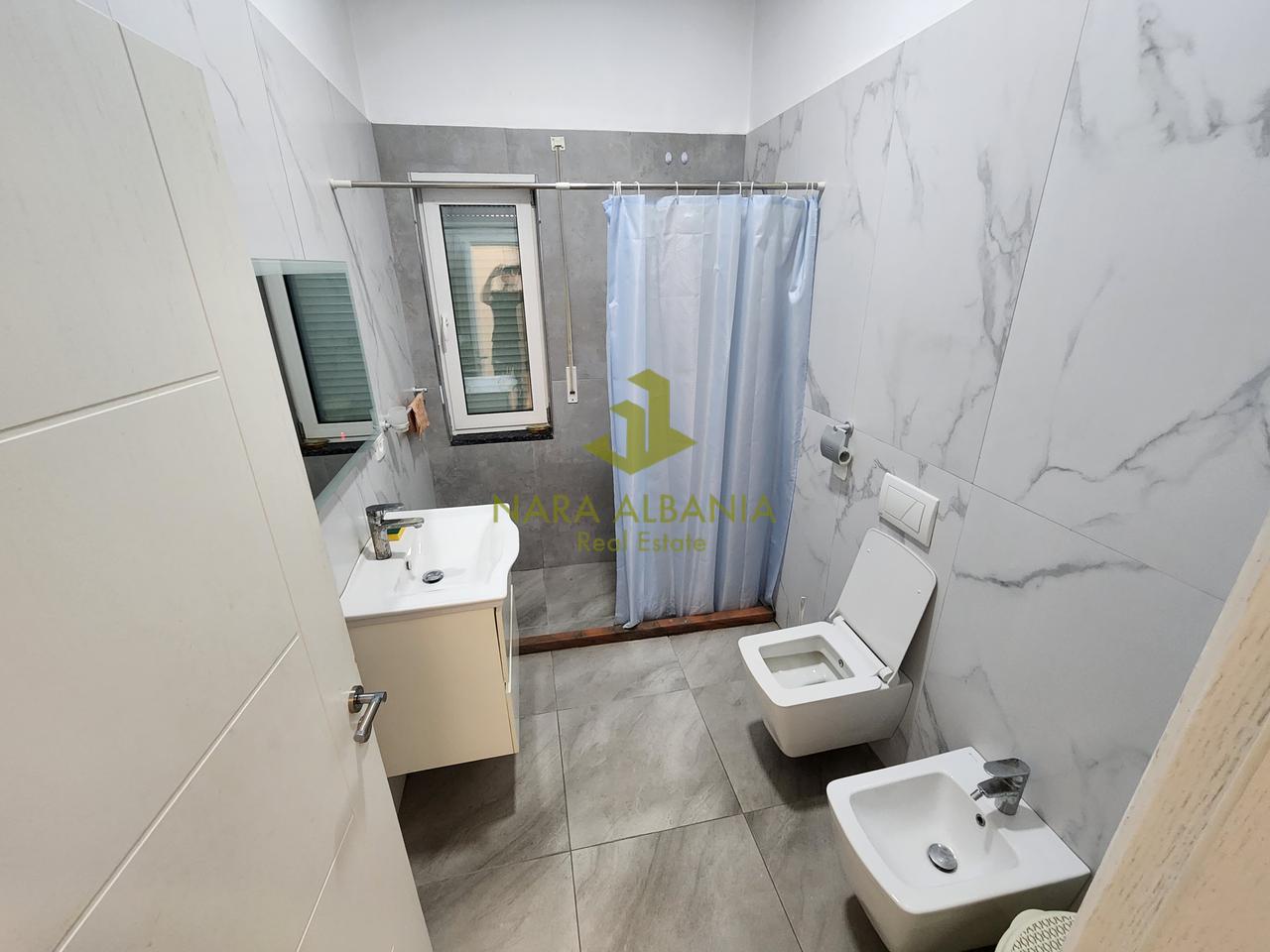 Apartament 2+1+2 me qira në Liqeni i Thatë, Tiranë - 800€ |