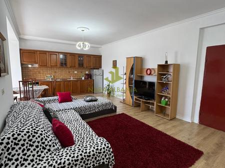 Appartamento 2+1 in vendita in Via "5 Maggio", Tirana - 135.000€ | 100 m²