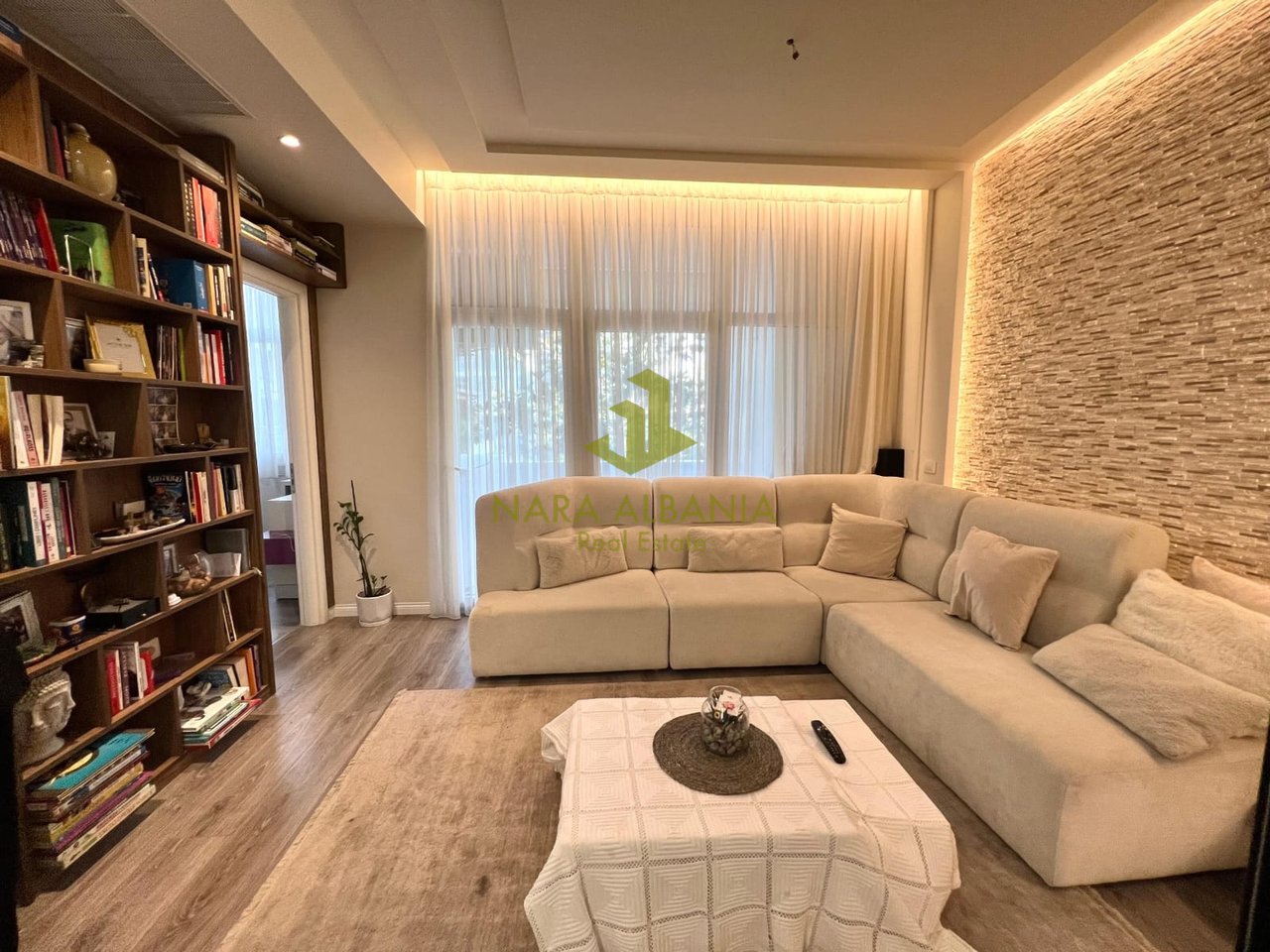 3+1+2+ Balcony Apartment for sale Komuna Parisit, Tirana - 310000 € | 110 m²