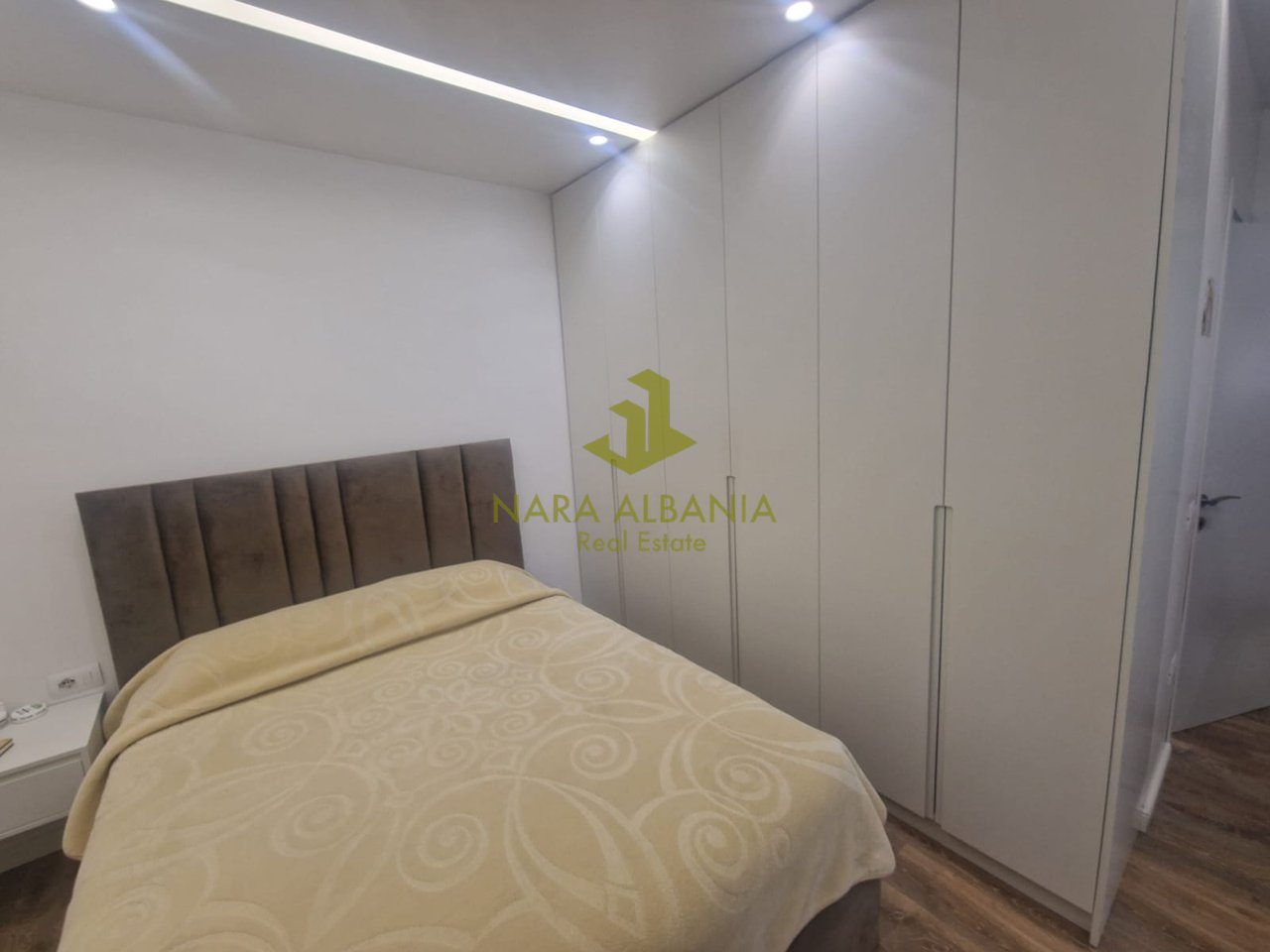 2+1 apartment for sale in Komuna e Parisit, Tirana - €300,000 | 101m²