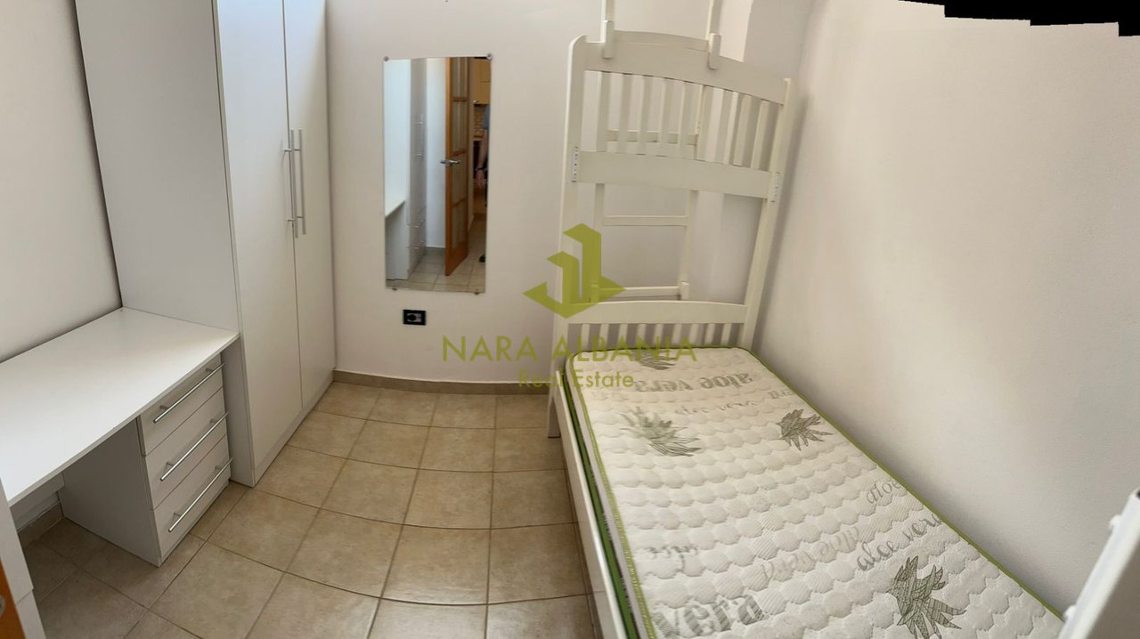 2+1 House for Rent on Rruga e Dibrës, Tirana - 600€ | 70 m²