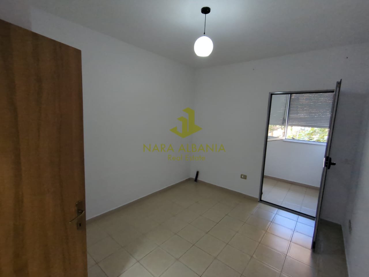 2+1+2 Apartment for Rent in Ballet School, Tirana - 600€ | 110 m²