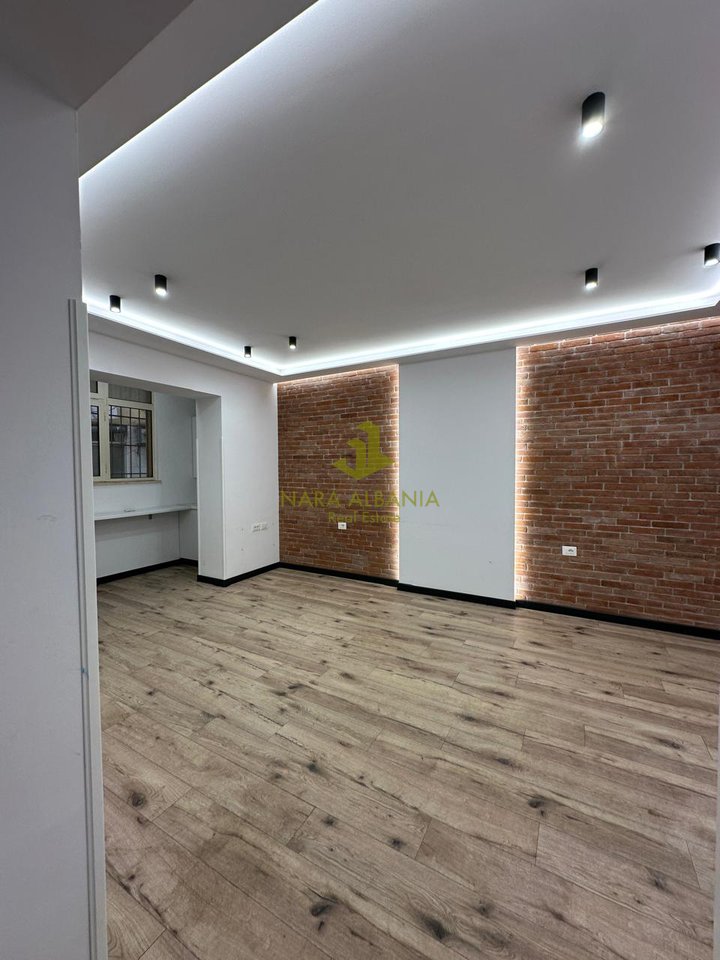 1+1 apartment for sale near Petro Nini Luarasi High School, Tirana - €158,000 | 62 m²