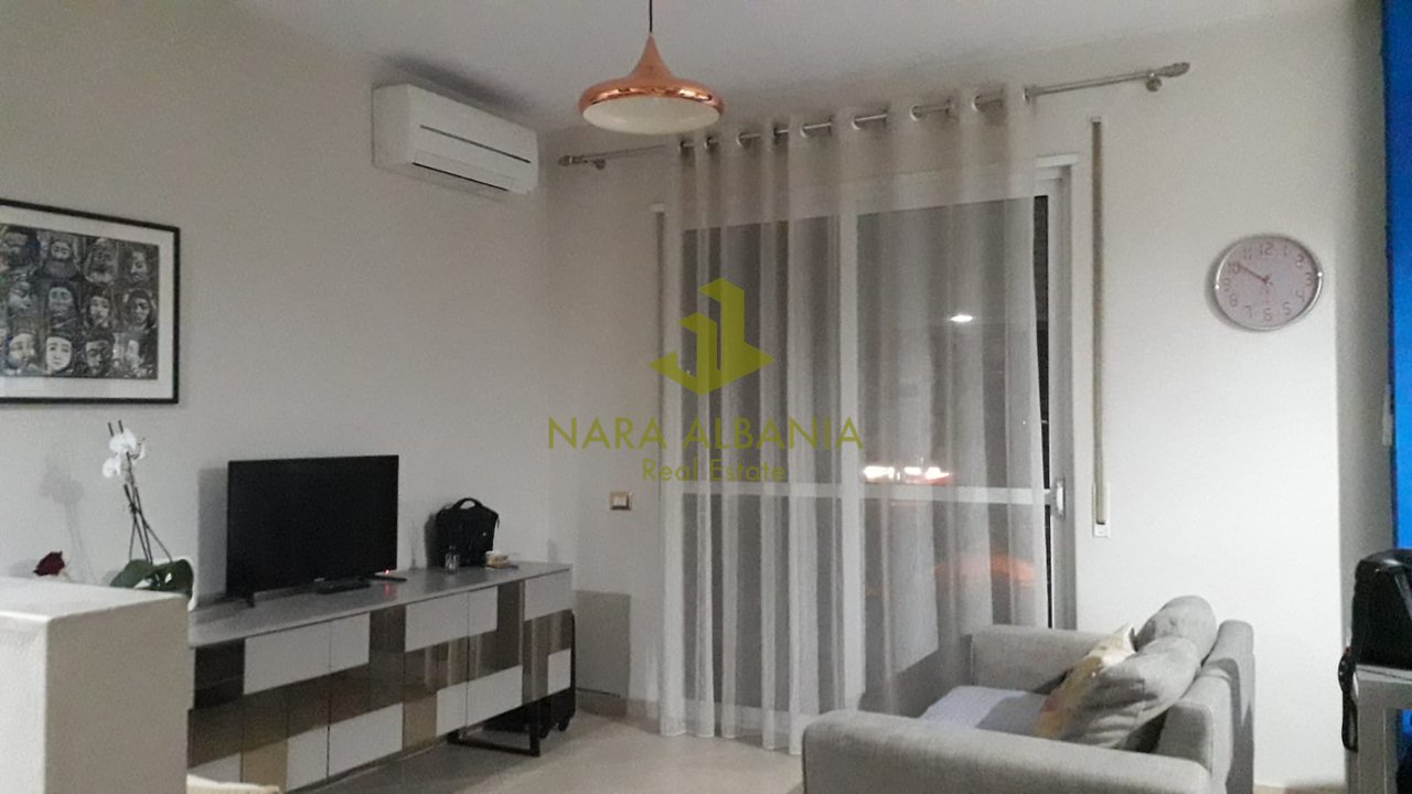 Appartamento 1+1 in Vendita a Materniteti i Ri, Tirana - 62 m²