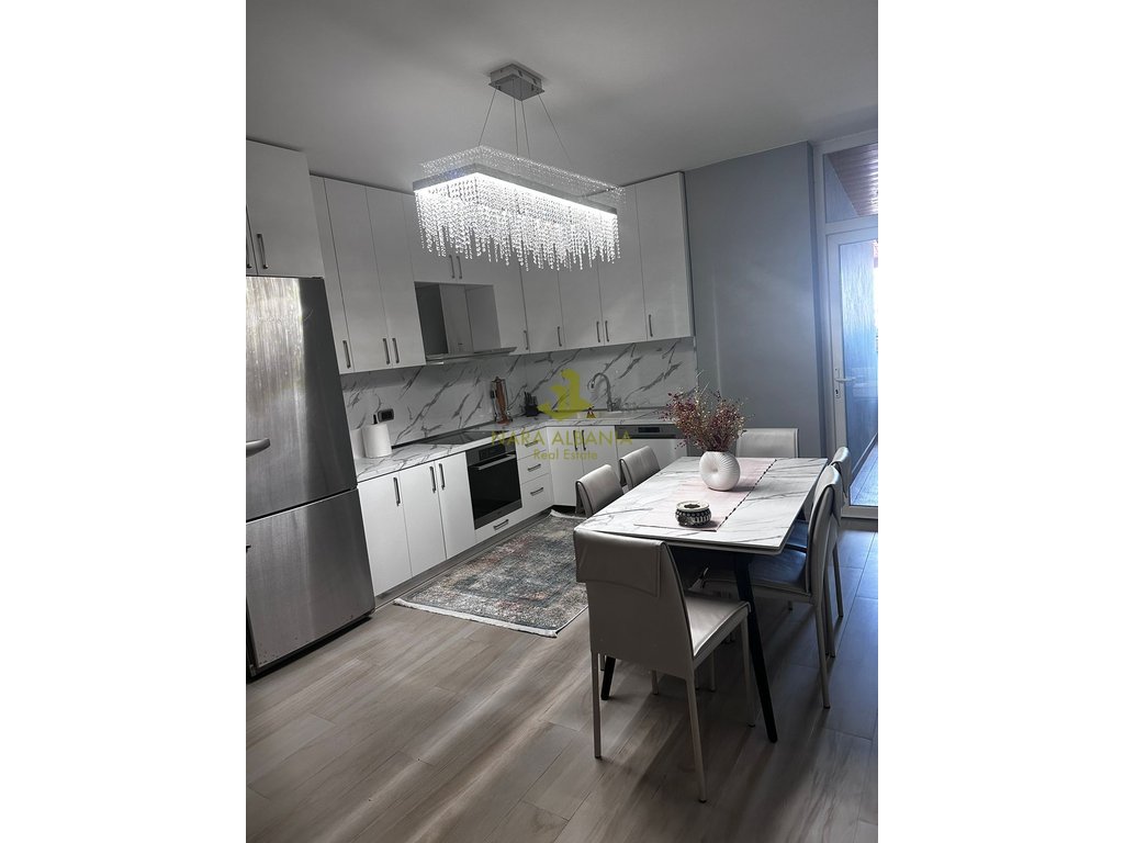 Apartament 2+1+2 me Qira në Vilat Gjermane, Tiranë - 600€ |