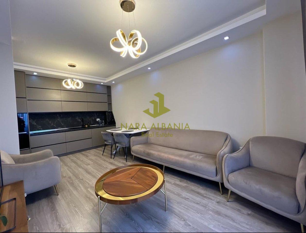 Appartamento 2+1+2 in affitto a Quartum Residence, Tirana - 900€