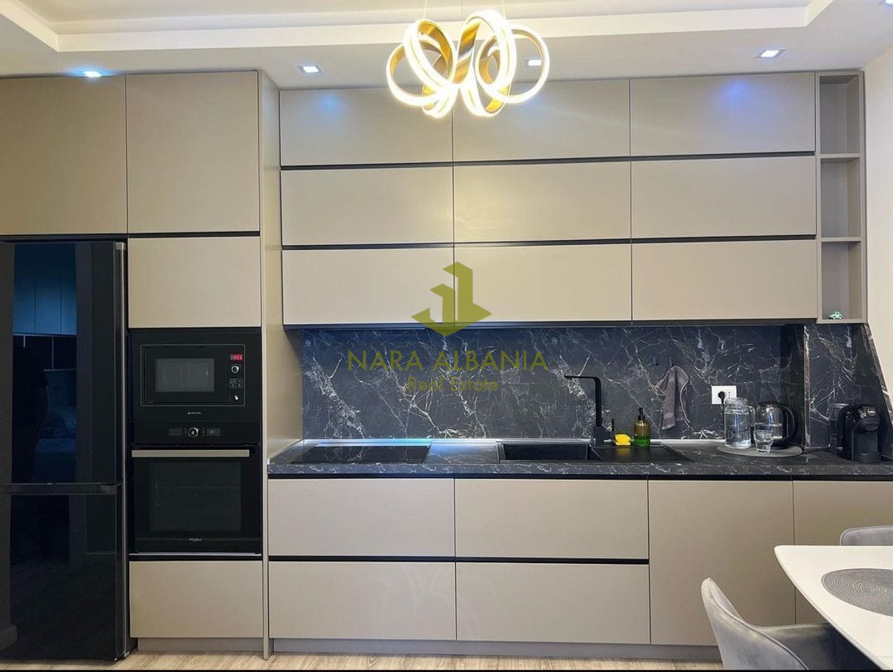 Appartamento 2+1+2 in affitto a Quartum Residence, Tirana - 900€