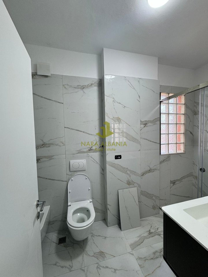 Appartamento 1+1 in Affitto a Pazari i Ri, Tirana - 700€ | 1+1 |
