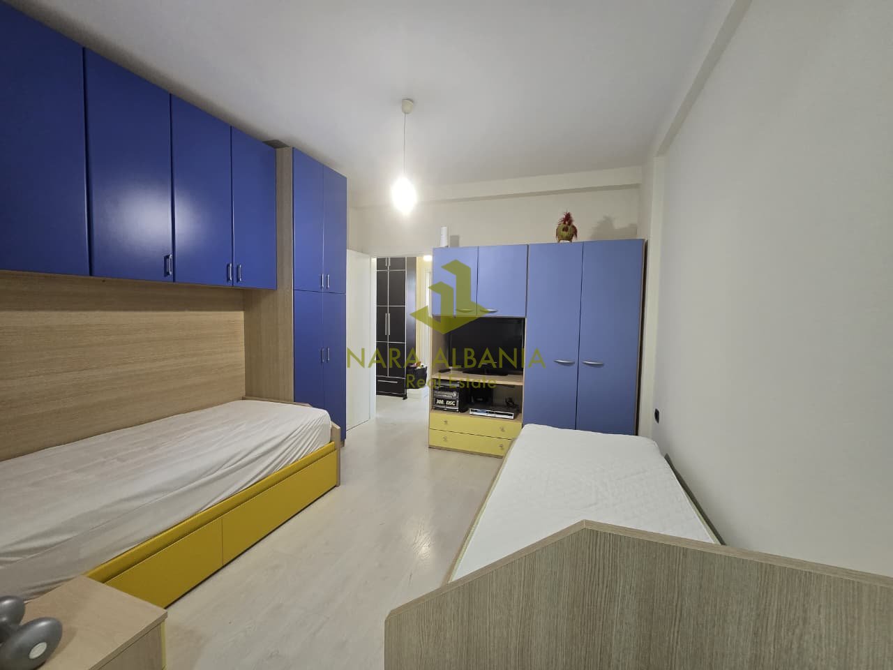 Apartment for rent "Komuna e Parisit", Tirana
