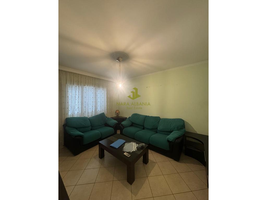 Jepet apartament 1+1 me qira