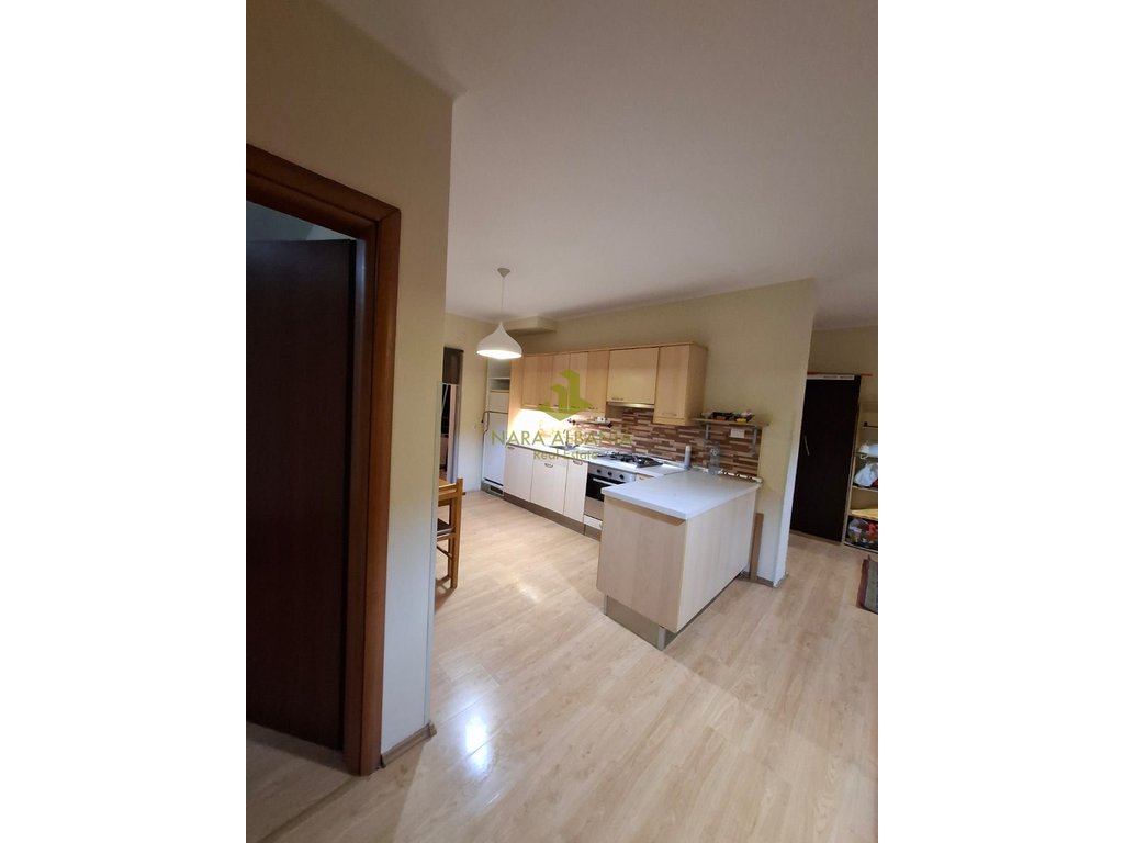 Shitet apartament 2+1 i mobiluar në Astir – zona 2 Palma