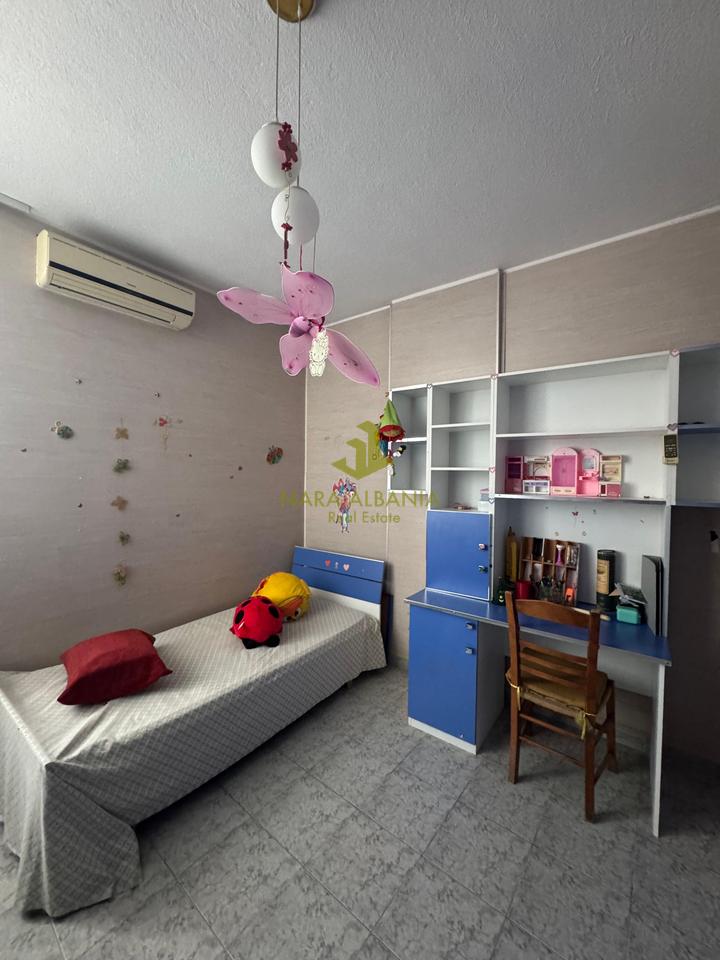 📢 Esclusivo – Appartamento moderno in affitto 2+1+2 in una delle zone più richieste di Tirana.