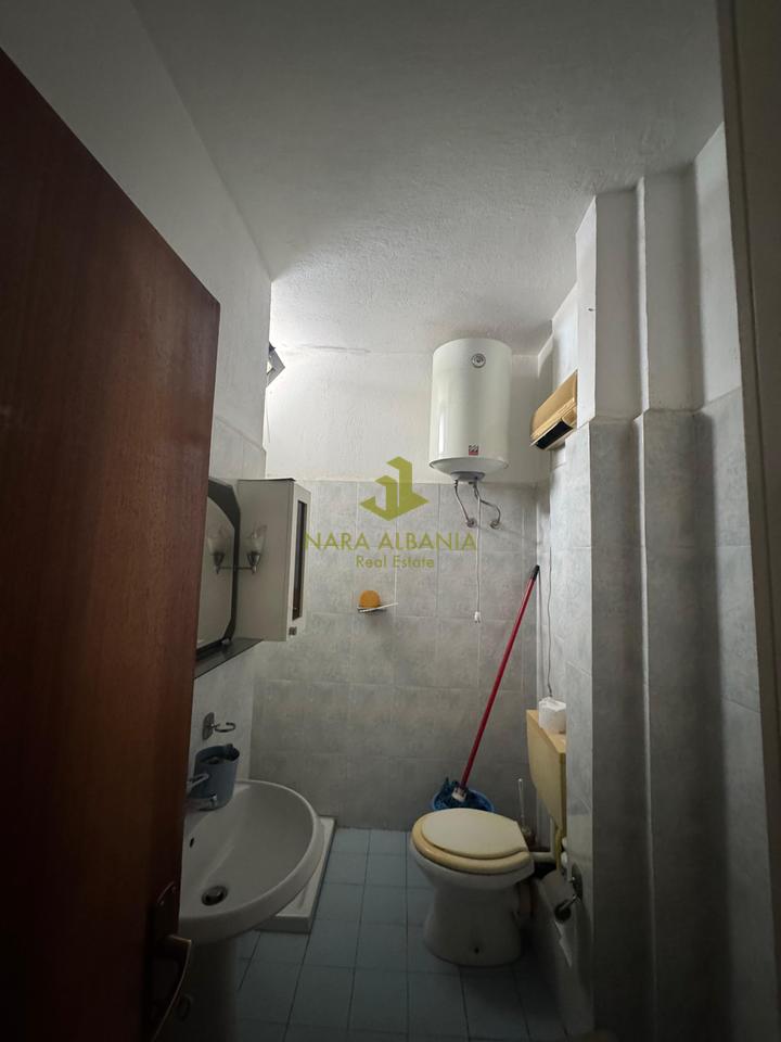 📢 Esclusivo – Appartamento moderno in affitto 2+1+2 in una delle zone più richieste di Tirana.