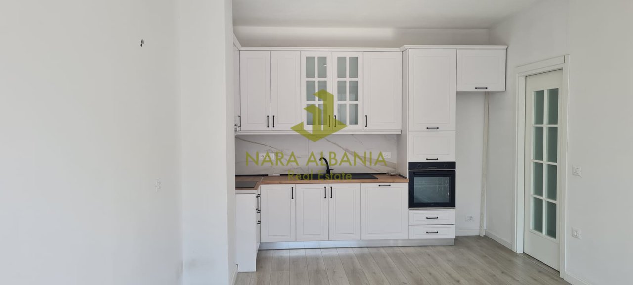 Apartament me qira në Porcelan