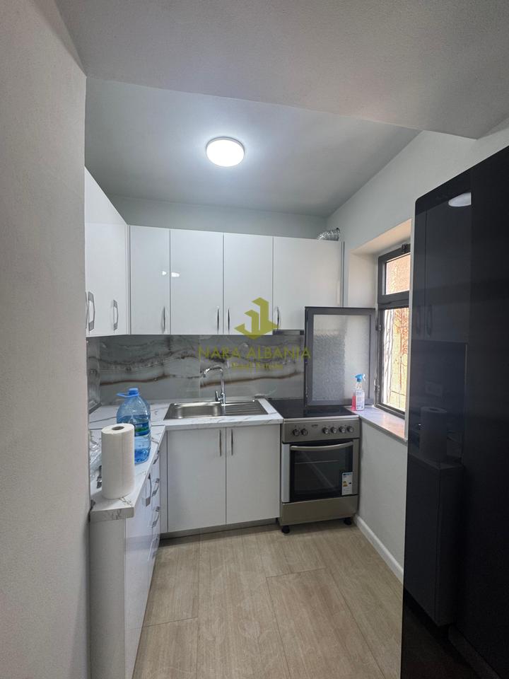 Jepet me qira apartament 1+1