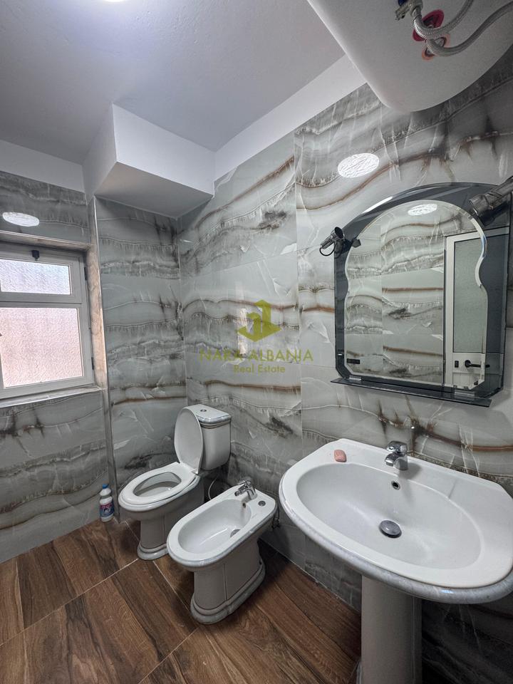 Jepet me qira apartament 1+1