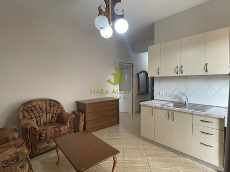 🏡 Apartament 1+1 me qira në Qyteti Studenti, Tiranë – 350€/muaj