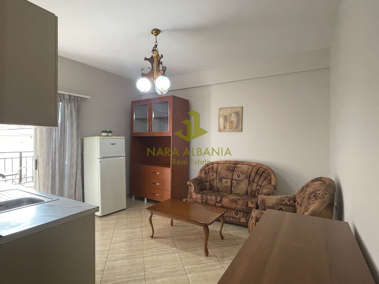 🏡 Apartament 1+1 me qira në Qyteti Studenti, Tiranë – 350€/muaj