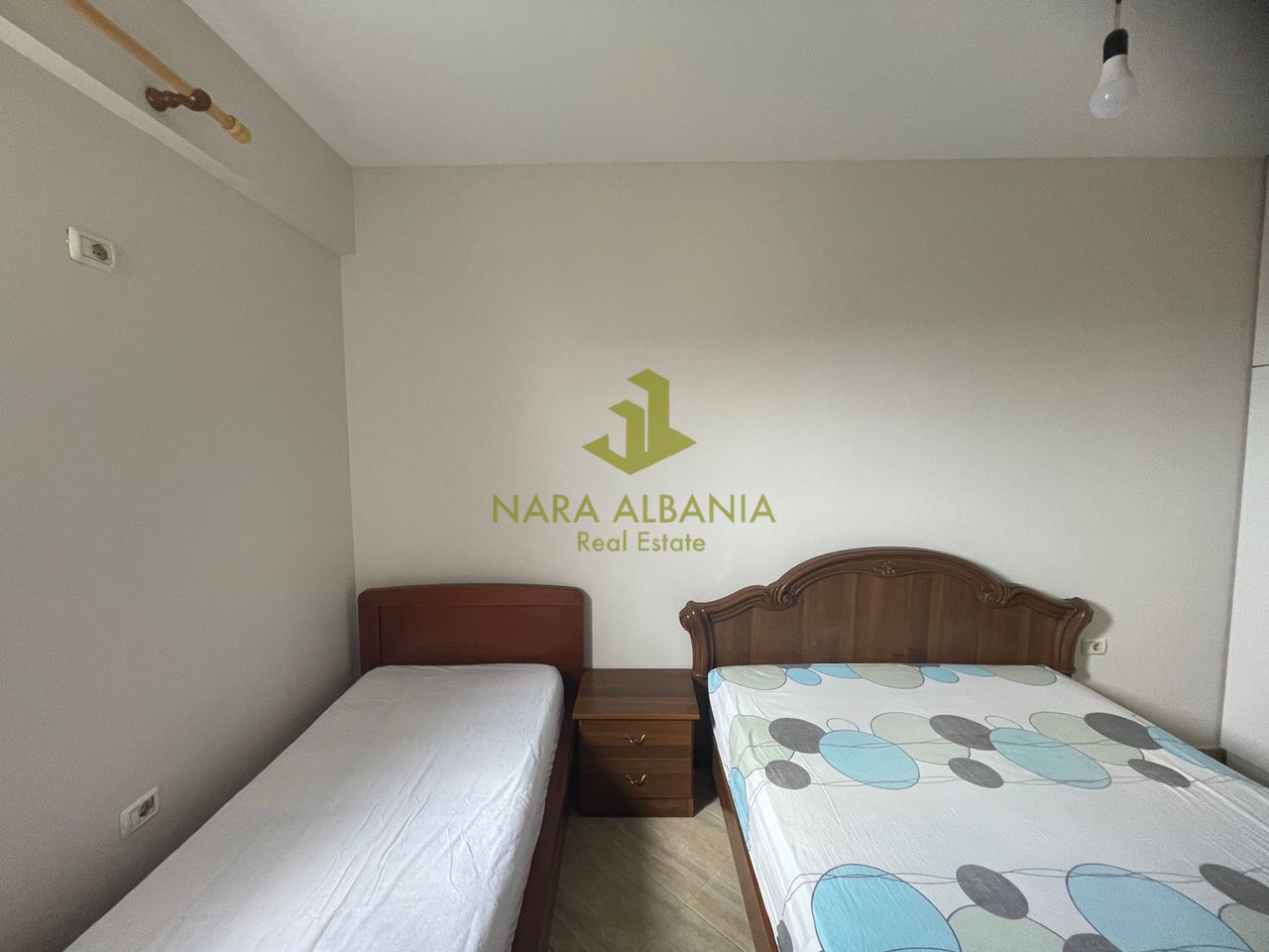 🏡 Apartament 1+1 me qira në Qyteti Studenti, Tiranë – 350€/muaj