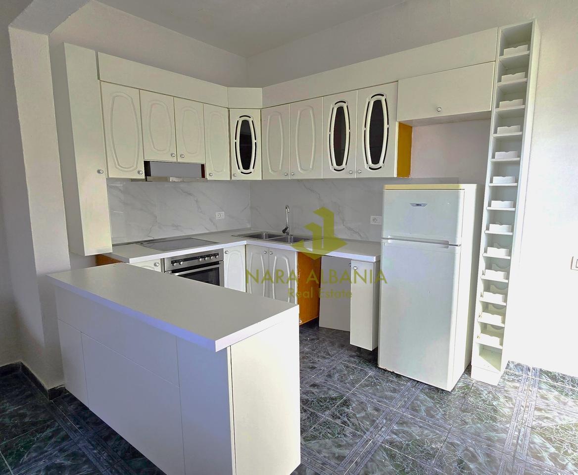 🏡 Appartamento 2+1 in Affitto nella Città Studentesca, Tirana 🎓✨