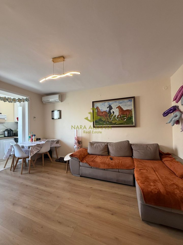 🔑 Shitet Apartament 1+1 – Harry Fultz, Tiranë