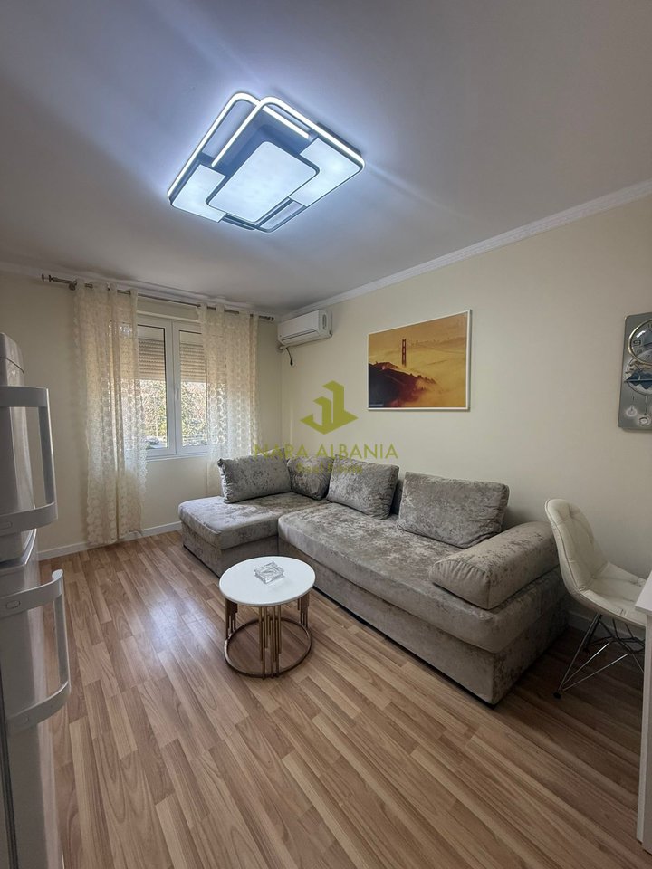 🏢 Jepet me Qera Apartament 1+1