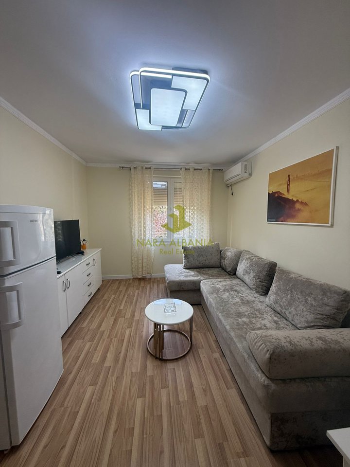 🏢 Jepet me Qera Apartament 1+1