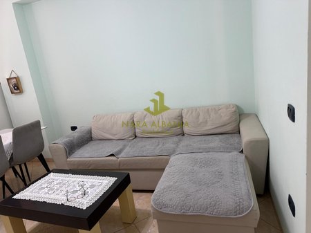 Apartament 2+1 pranë Maternitetit të Ri