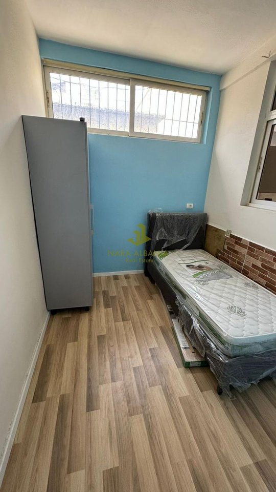 Appartamento 2+1 con cucina separata, vicino alla scuola "Besnik Sykja", Vasil Shanto