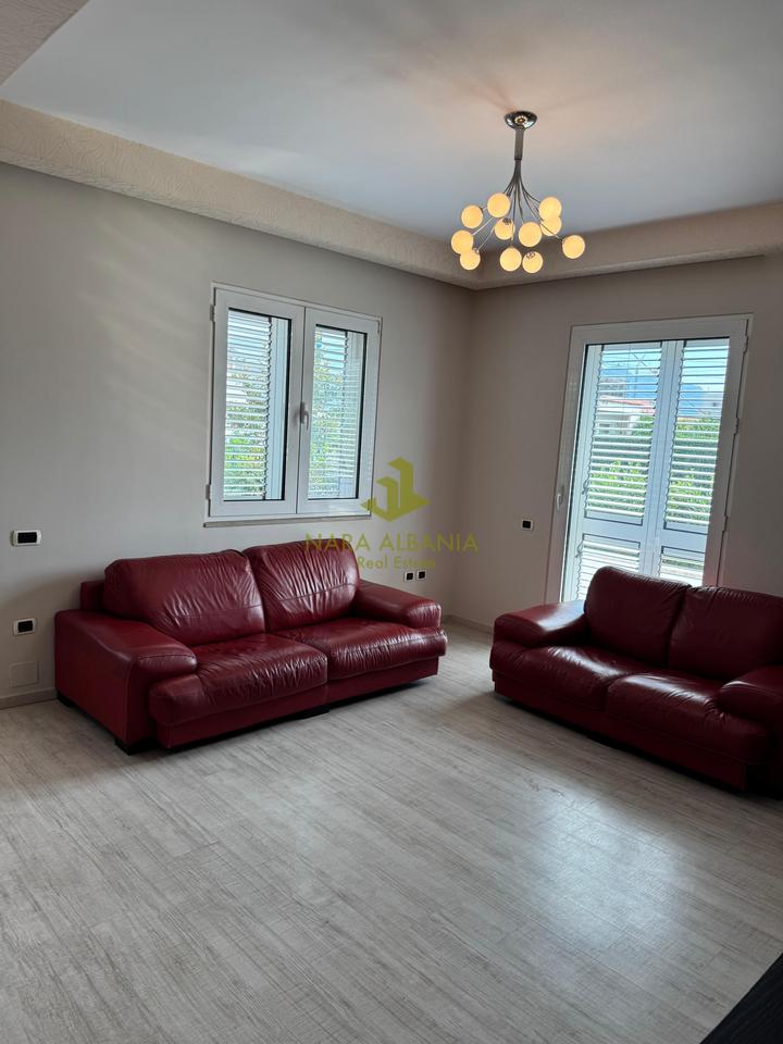 🏡 VILË NË SHITJE – BABRRU