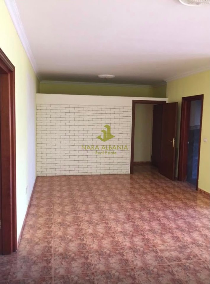 Apartment 3+1+2 for rent – Rruga e Dibrës