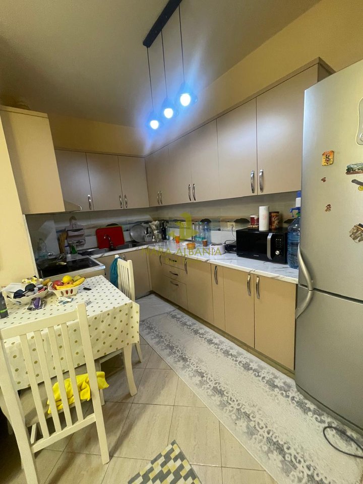 Apartament 2+1 në shitje në Yzberish, Tiranë - 150000€