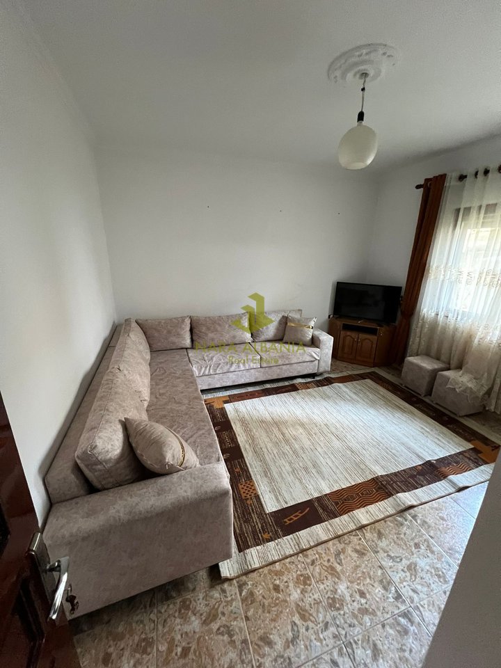 Apartament 1+1 me qira Rruga "Miltiadh Papa", Qytet Studenti, Tiranë - 45000 Leke